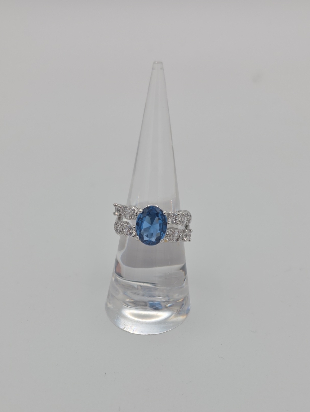 Elegant Aqua Blue Spinel Ring with Pavé Band